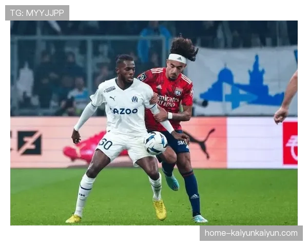 大巴黎巨星碾压对阵马赛区域防守的法甲格局